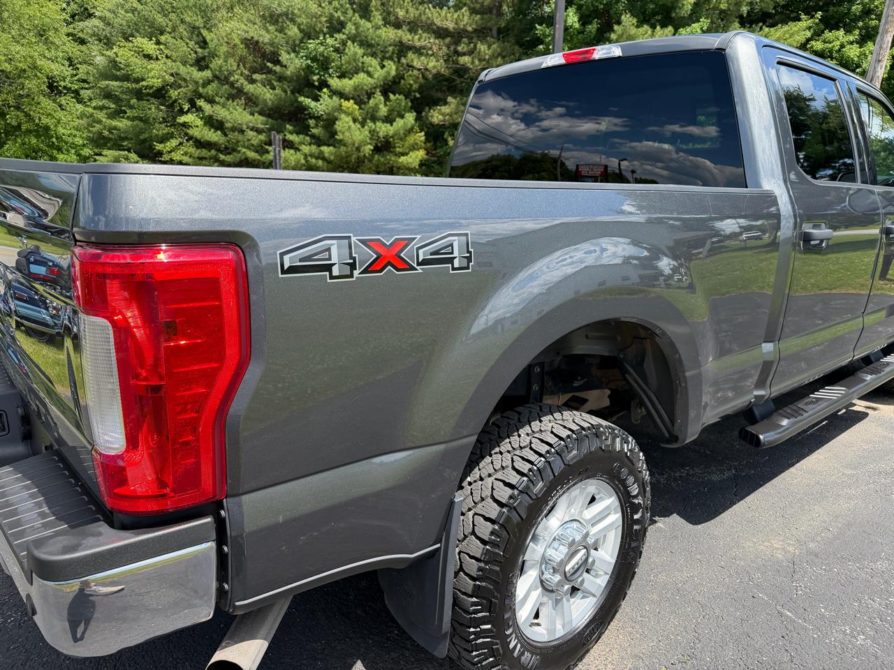 Ford Super Duty F-250 SRW XLT 4WD Crew Cab 6.75' Box 2019
