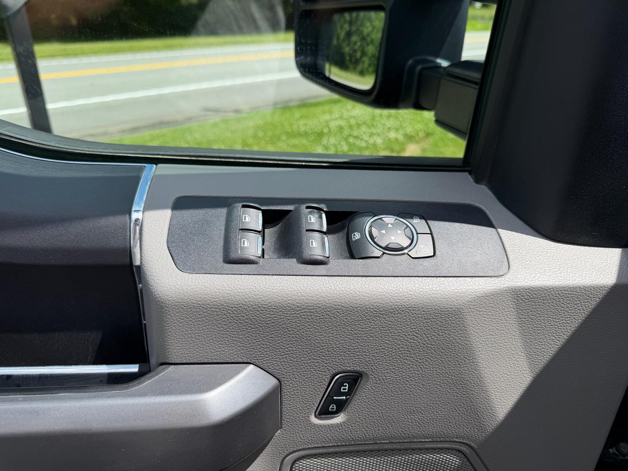 Ford Super Duty F-250 SRW XLT 4WD Crew Cab 6.75' Box 2019