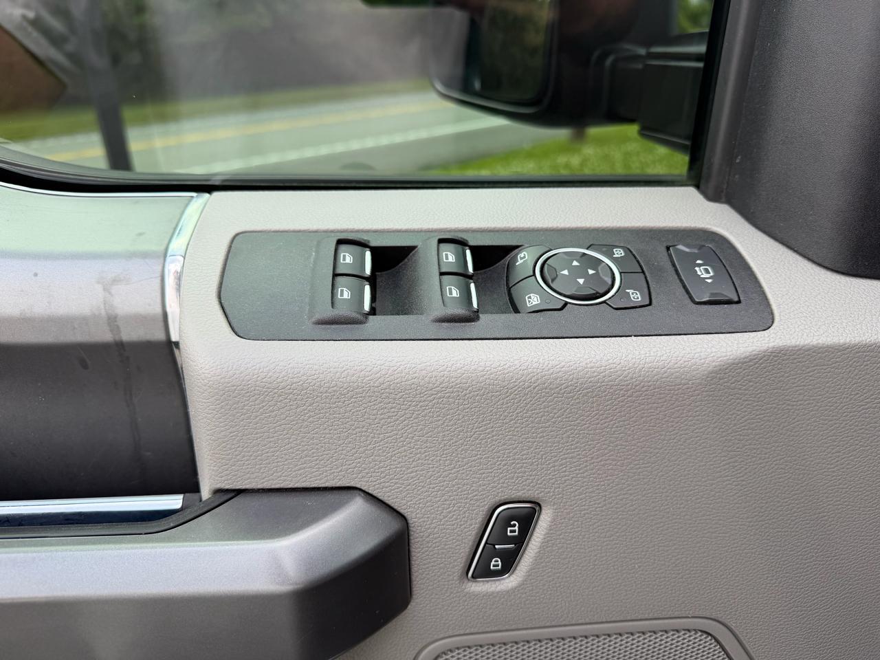 Ford Super Duty F-250 SRW XLT 4WD Crew Cab 6.75' Box 2020
