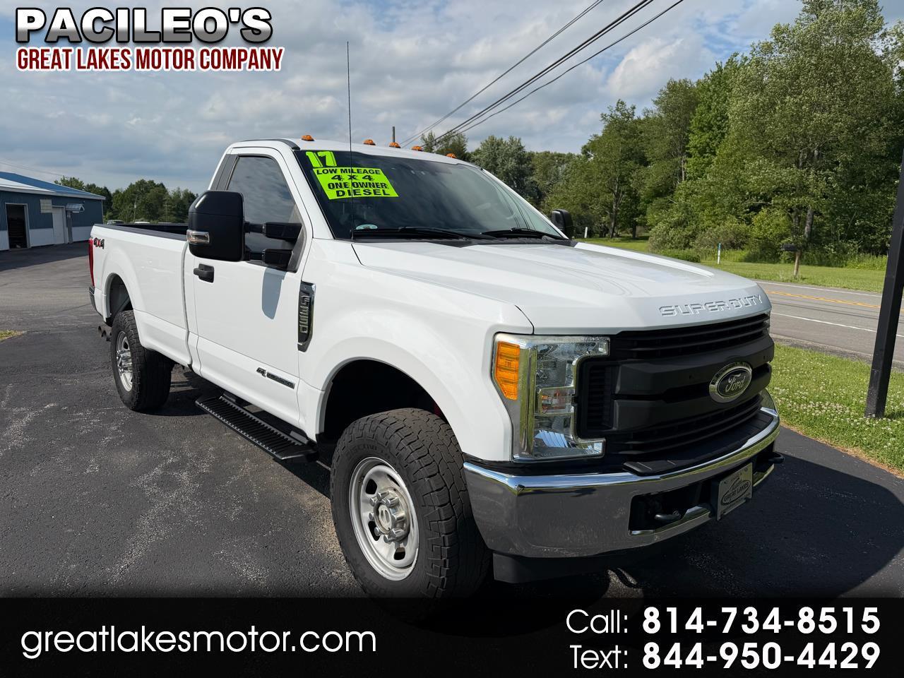 Ford Super Duty F-350 SRW XLT 4WD Reg Cab 8' Box 2017