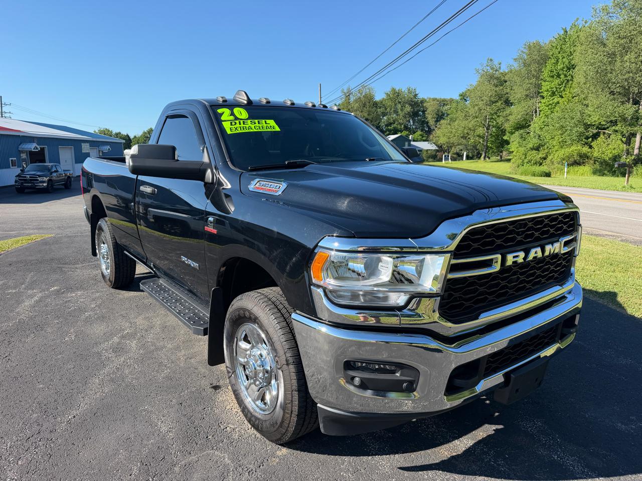 RAM 3500 Tradesman 4x4 Reg Cab 8' Box 2020