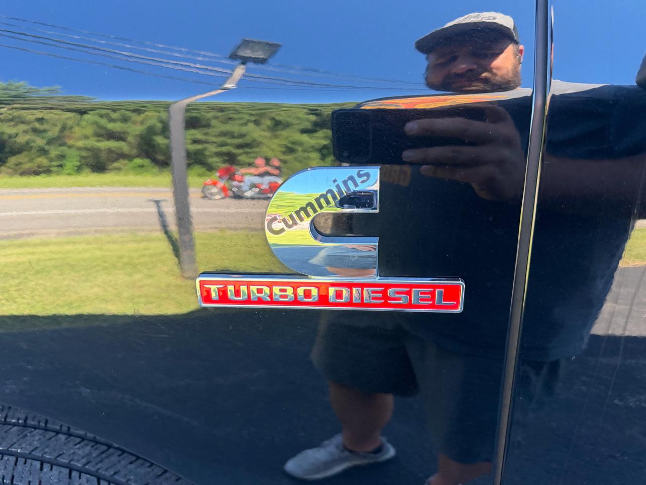 RAM 3500 Tradesman 4x4 Reg Cab 8' Box 2020