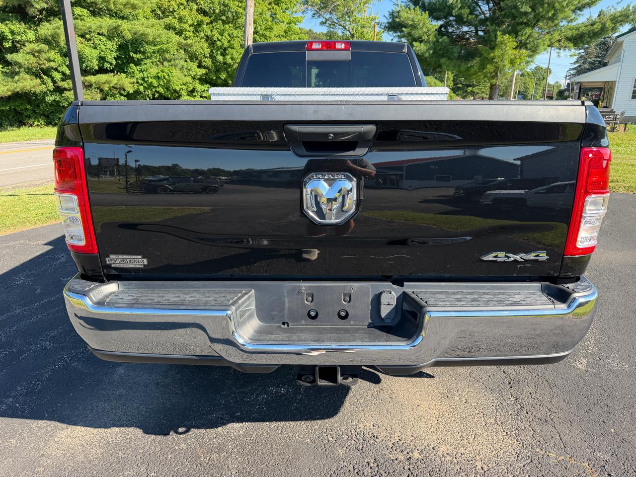 RAM 3500 Tradesman 4x4 Reg Cab 8' Box 2020