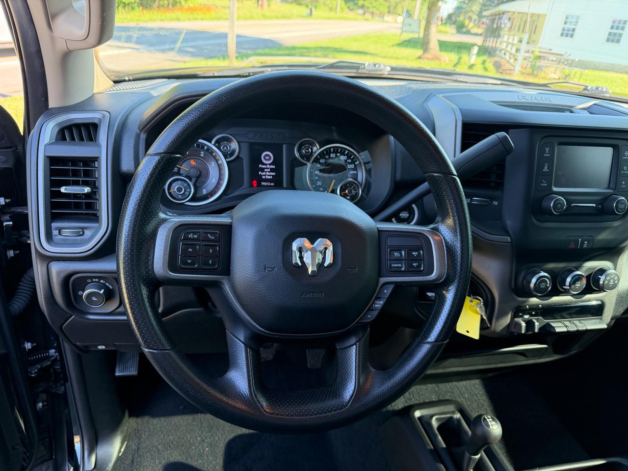 RAM 3500 Tradesman 4x4 Reg Cab 8' Box 2020