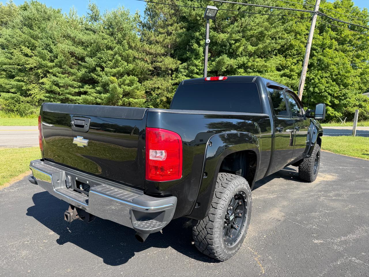 Chevrolet Silverado 2500HD 4WD Crew Cab 153.7" LTZ 2013