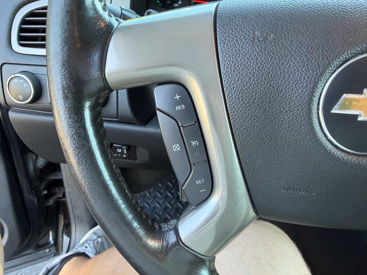 Chevrolet Silverado 2500HD 4WD Crew Cab 153.7" LTZ 2013