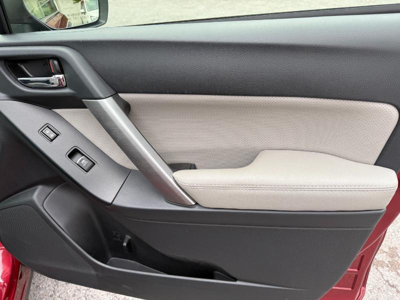 Subaru Forester 2.5i Limited 2017