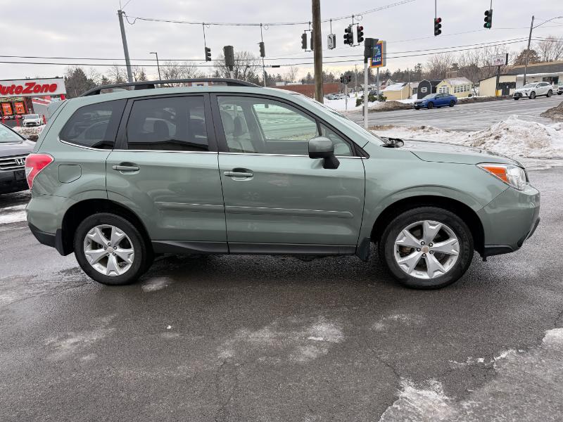 Subaru Forester 2.5i Touring 2016