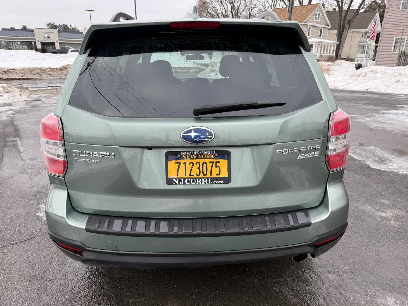 Subaru Forester 2.5i Touring 2016