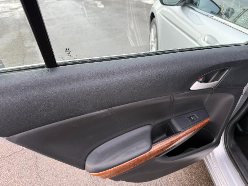 Honda Accord EX-L Sedan AT 2011