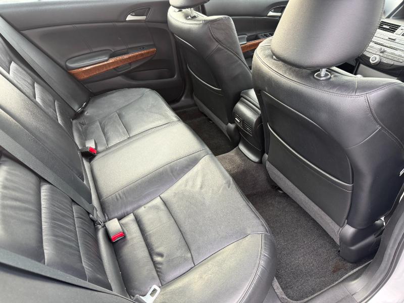 Honda Accord EX-L Sedan AT 2011