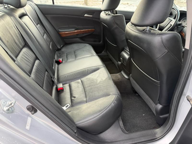 Honda Accord EX-L Sedan AT 2011