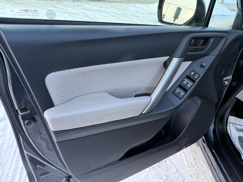 Subaru Forester 2.5i Premium PZEV CVT 2017