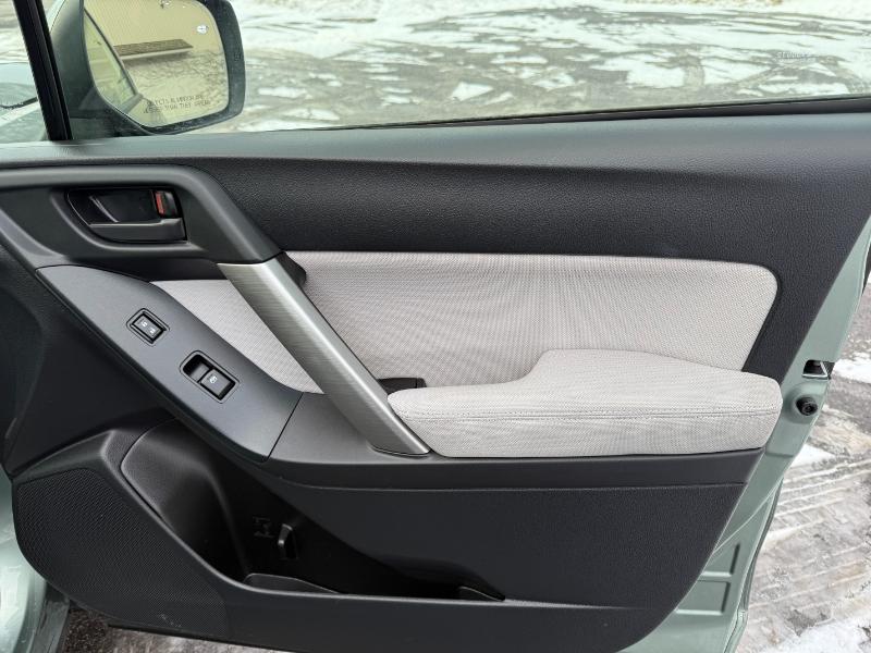 Subaru Forester 2.5i Premium 2015