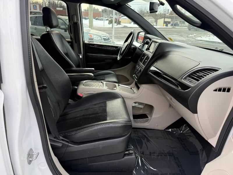 Dodge Grand Caravan SXT 2017