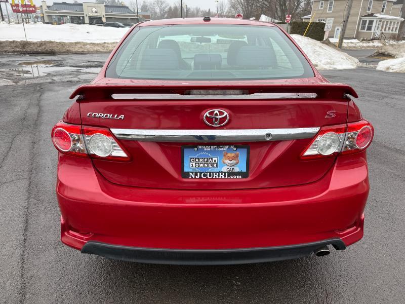 Toyota Corolla S 4-Speed AT 2012