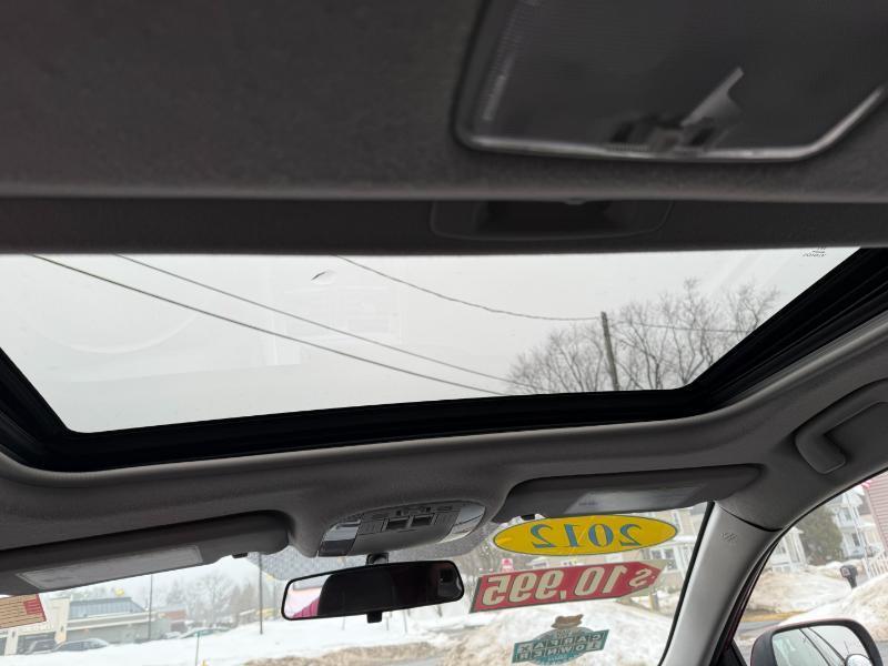 Toyota Corolla S 4-Speed AT 2012