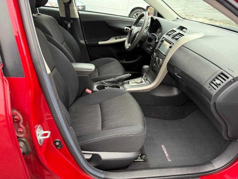 Toyota Corolla S 4-Speed AT 2012