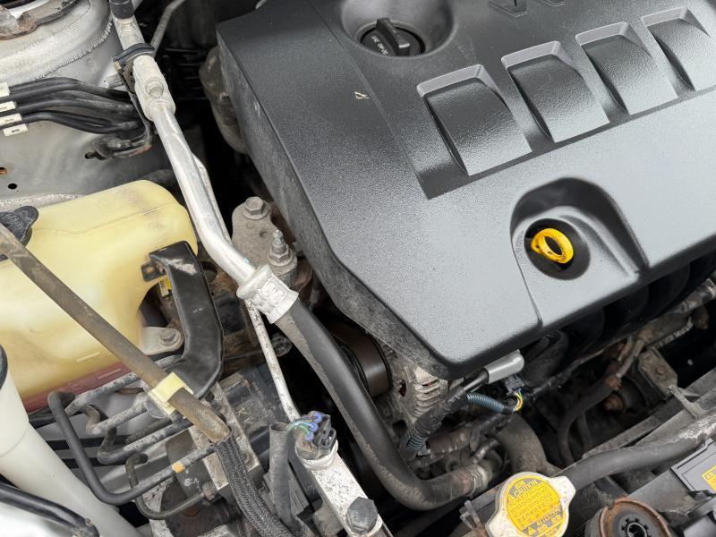 Toyota Corolla LE 4-Speed AT 2012