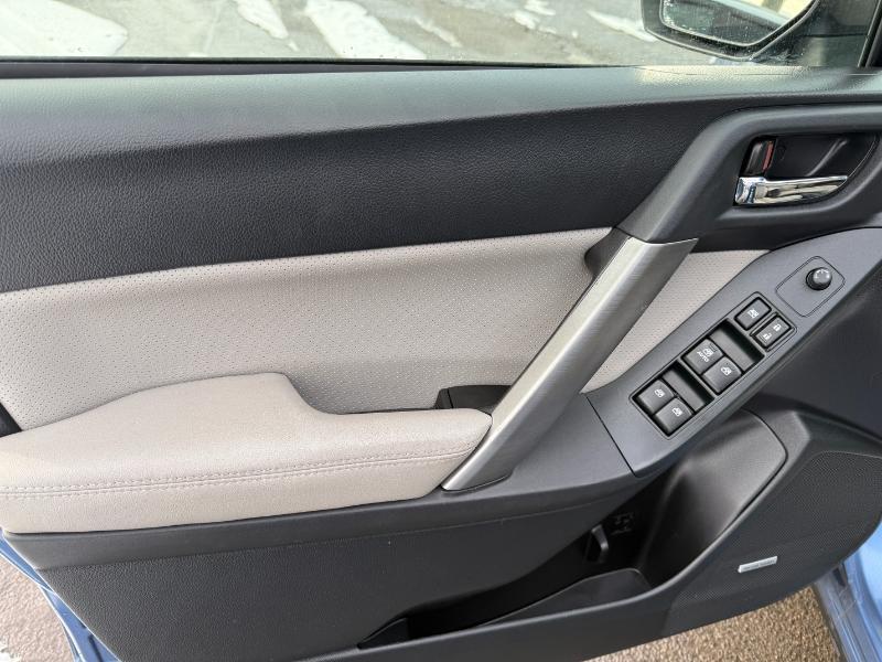 Subaru Forester 2.5i Limited 2015