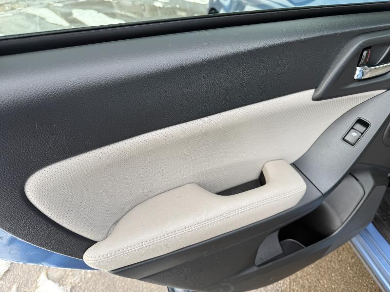 Subaru Forester 2.5i Limited 2015