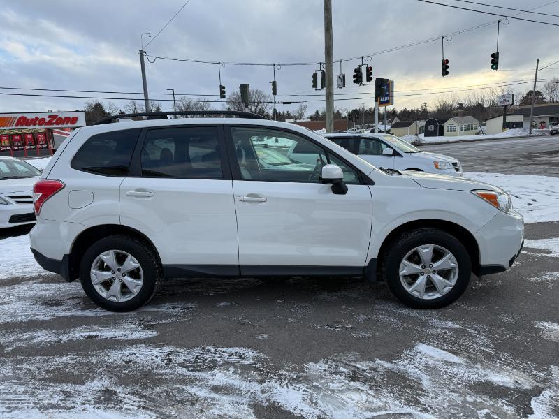 Subaru Forester 2.5i Premium PZEV CVT 2016