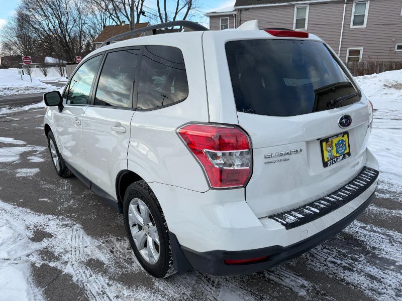 Subaru Forester 2.5i Premium PZEV CVT 2016