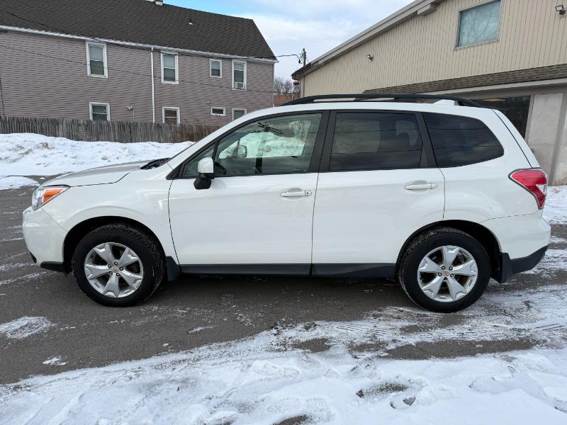 Subaru Forester 2.5i Premium PZEV CVT 2016