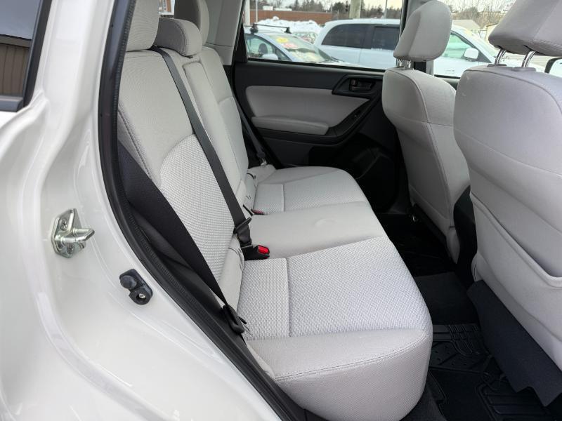 Subaru Forester 2.5i Premium PZEV CVT 2016