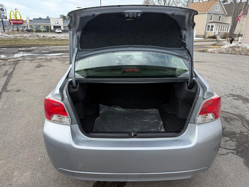 Subaru Impreza Base 4-Door 2014