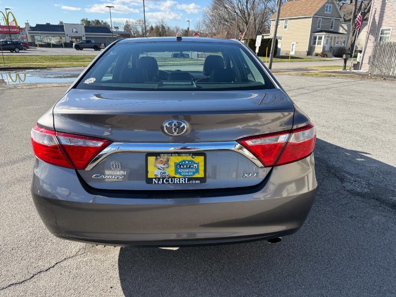 Toyota Camry XLE 2017