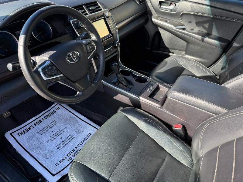 Toyota Camry XLE 2017