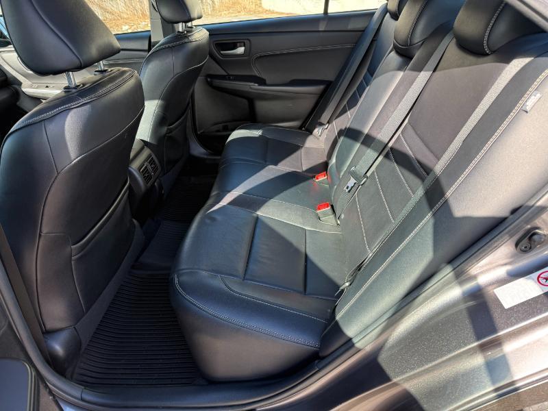 Toyota Camry XLE 2017