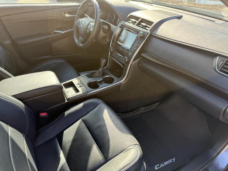 Toyota Camry XLE 2017