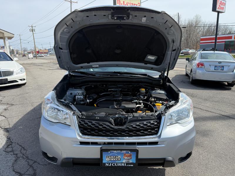 Subaru Forester 2.5i Limited 2014