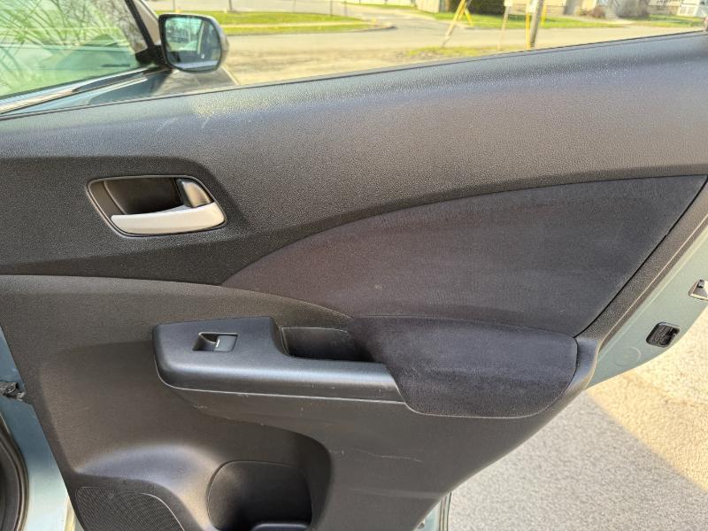 Honda CR-V EX 4WD 5-Speed AT 2012