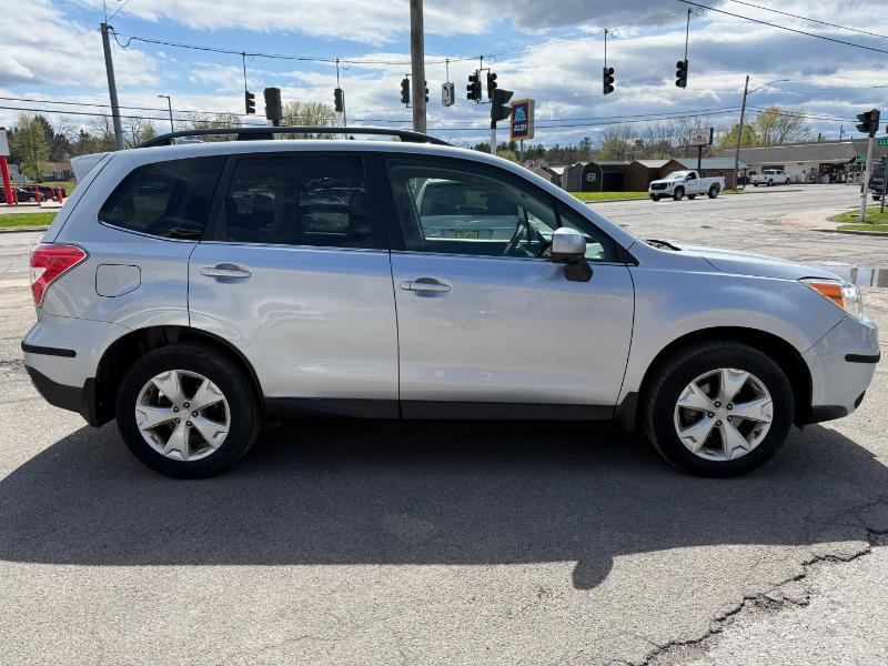 Subaru Forester 2.5i Touring 2016