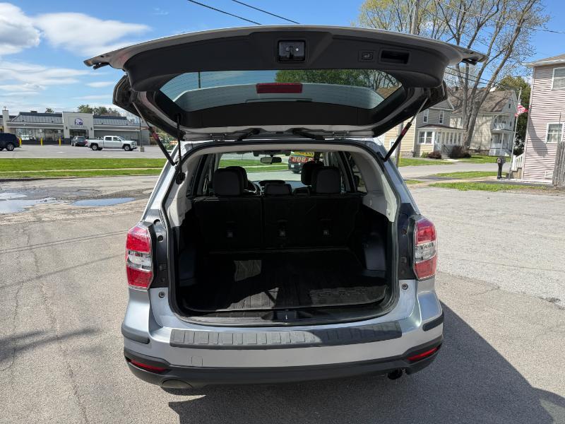 Subaru Forester 2.5i Touring 2016