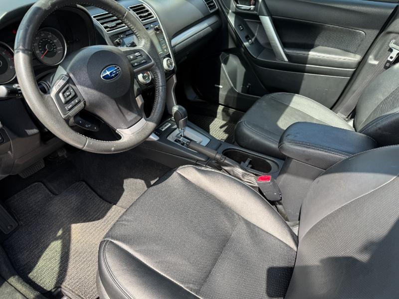 Subaru Forester 2.5i Touring 2016