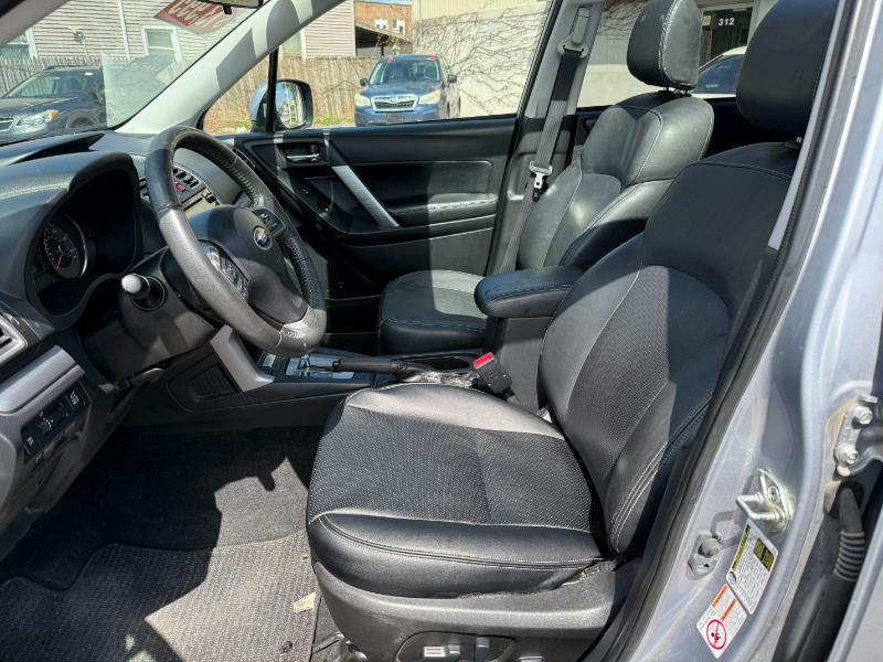 Subaru Forester 2.5i Touring 2016