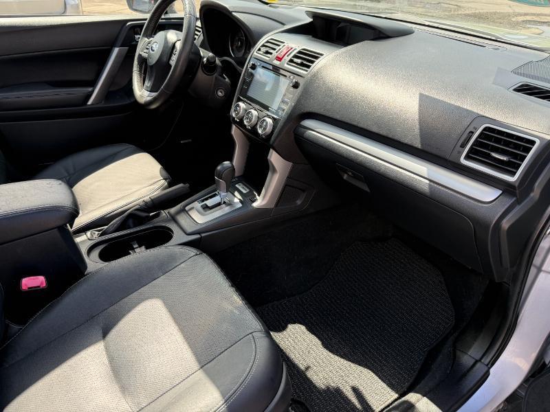 Subaru Forester 2.5i Touring 2016