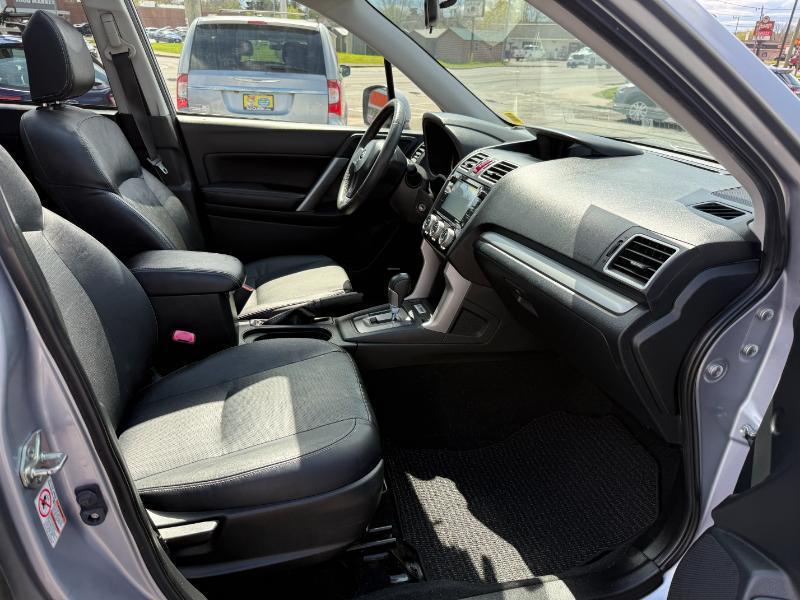 Subaru Forester 2.5i Touring 2016