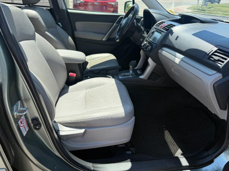Subaru Forester 2.5i Limited 2014