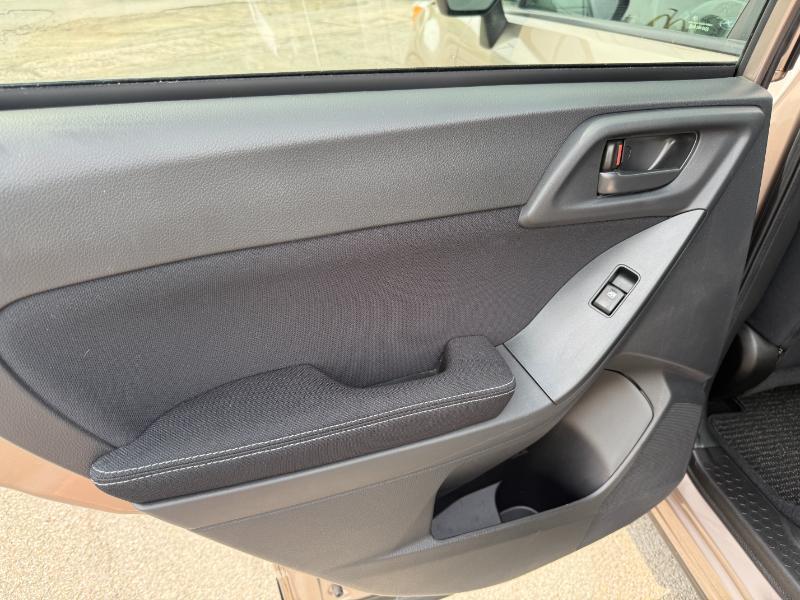 Subaru Forester 2.5i Premium 2015