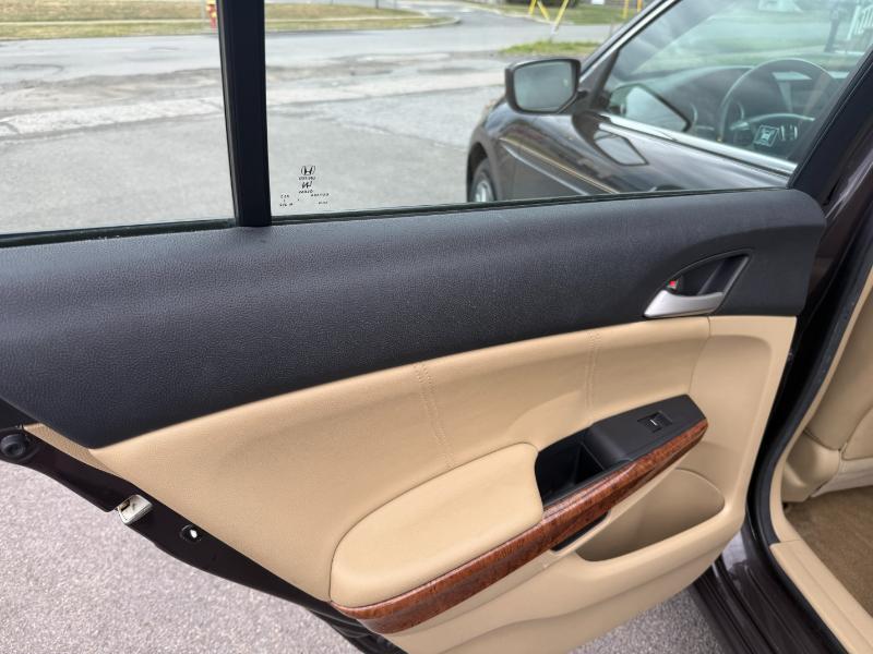 Honda Accord EX-L Sedan AT 2012