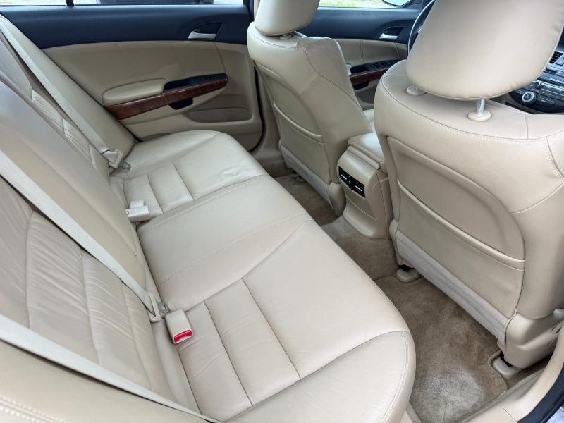 Honda Accord EX-L Sedan AT 2012