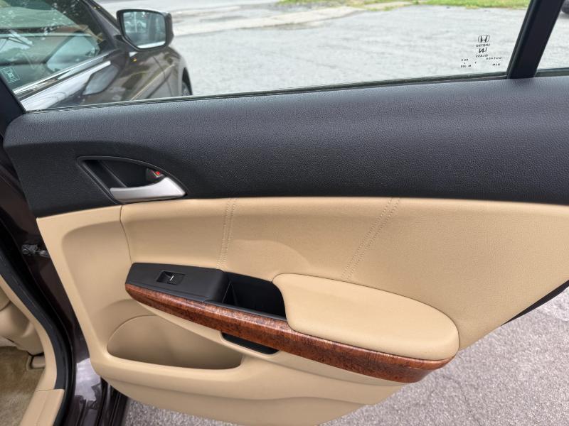 Honda Accord EX-L Sedan AT 2012