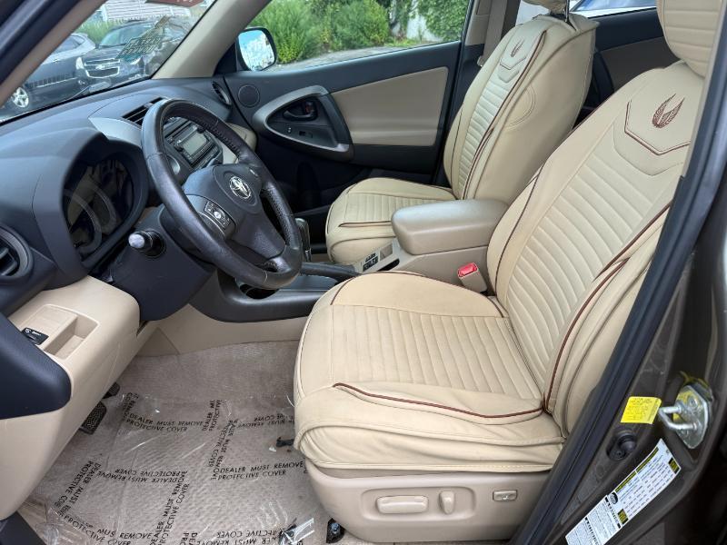 Toyota RAV4 Limited I4 4WD 2012