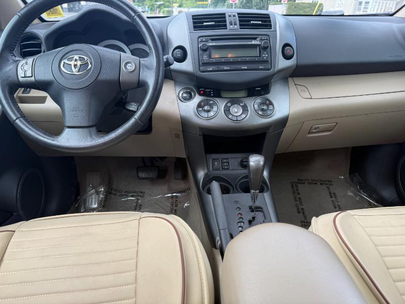 Toyota RAV4 Limited I4 4WD 2012