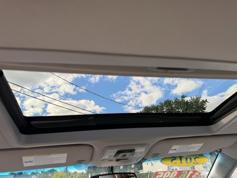 Toyota Sienna XLE AWD 7-Passenger V6 2015